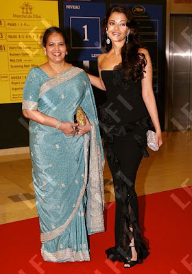 Exclusive collection of Aishwaraya Rai with here mother Vrinda Rai