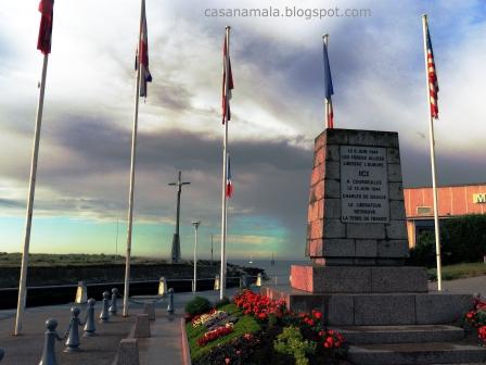 Monumento em Courselles-sur-Mer - Praia Dia D