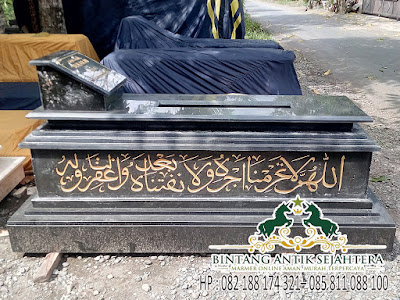 Penjual Pusara Marmer, Pembuat Pusara Marmer