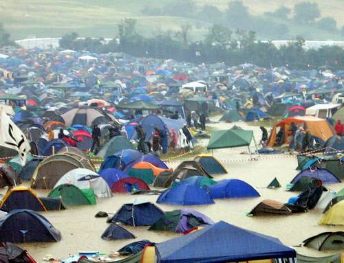 Festival of mud and rock under water