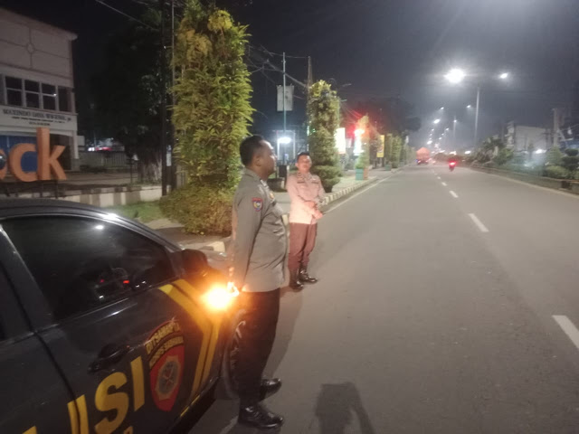 Polsek Cibeber Polres Cilegon Polda Banten Lakukan Blue Patroli Malam Hari