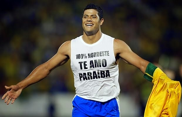 Paraibano Hulk é um dos destaques no jogo de abertura da Copa do Mundo no Brasil