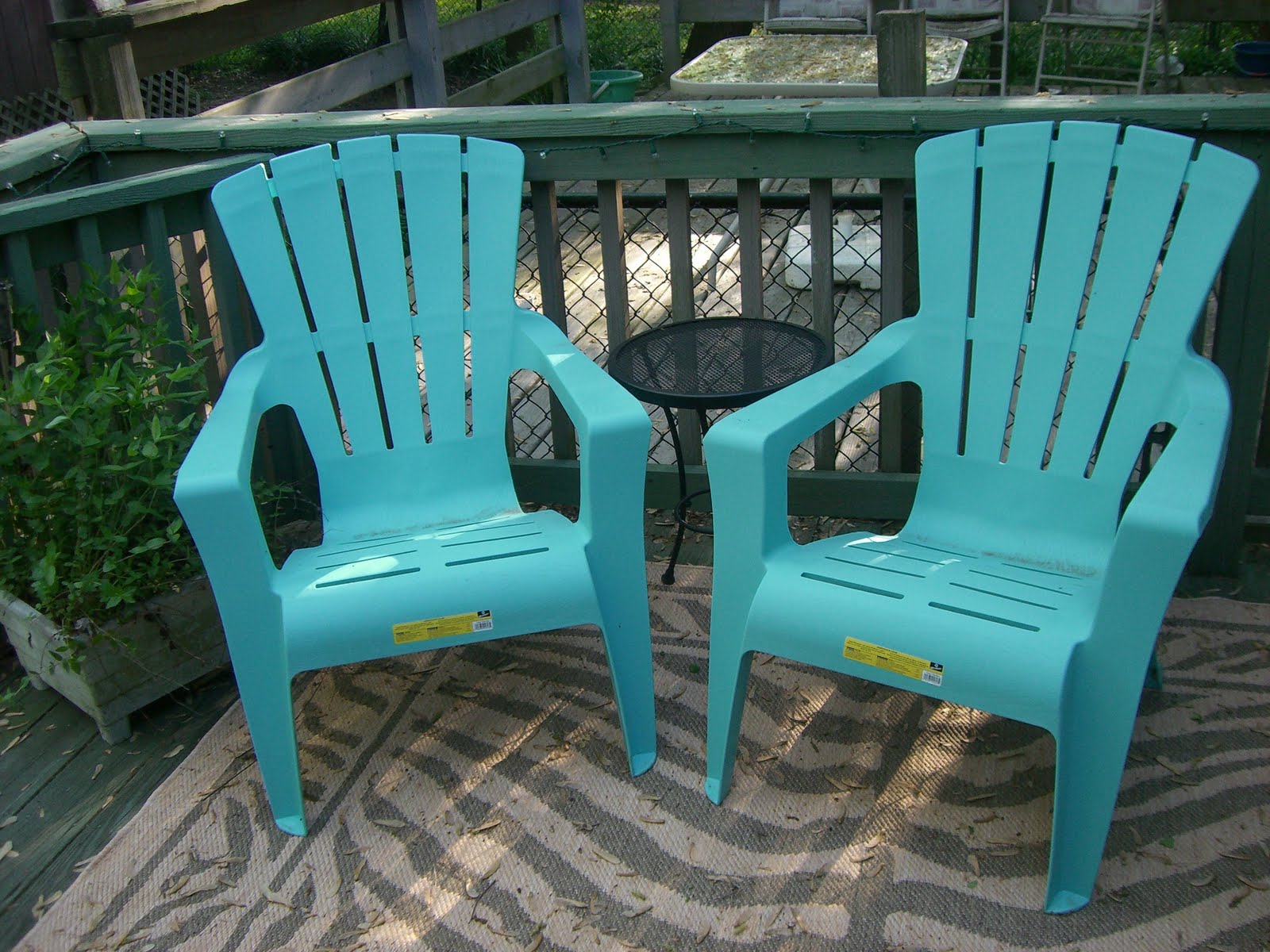 my mint green house: outdoor furniture update