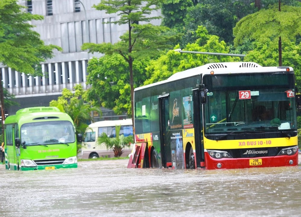 Dự báo thời tiết 25/8: Mưa lớn toàn miền Bắc, nguy cơ lũ quét và ngập úng