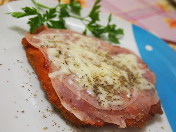 MILANESAS A LA NAPOLITANA