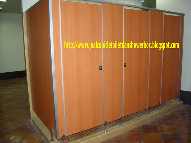 Sekat Kamar Mandi Sekat Toilet Phenolic Kaca PVC 