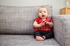 20150228 Alice is 4 months (59) edit