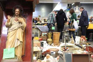 Feria de antigüedades Desembalaje en BEC!