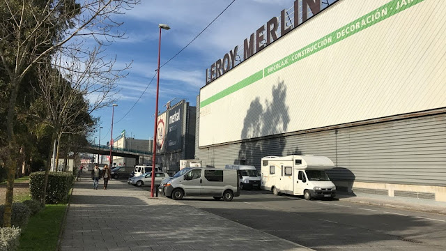 Pabellón de Leroy Merlín en Megapark