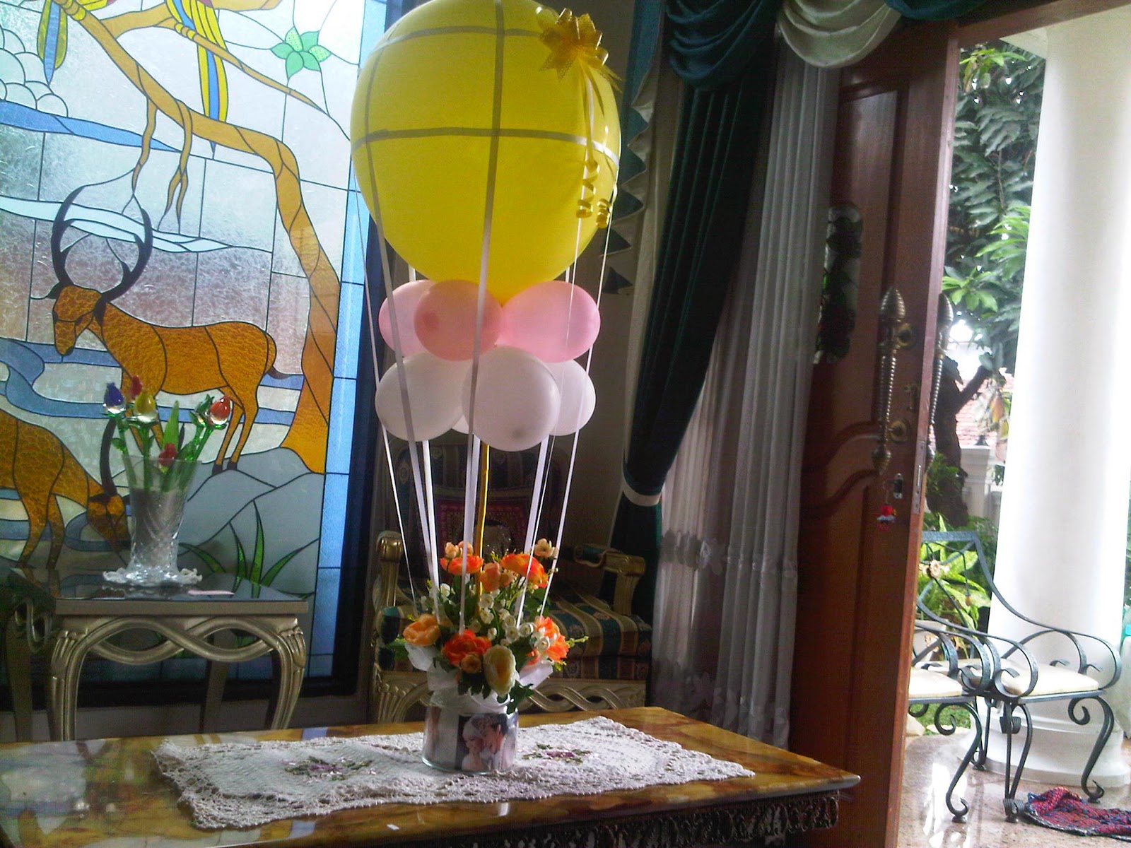  Hot air Birthday Balloon Bouquet 