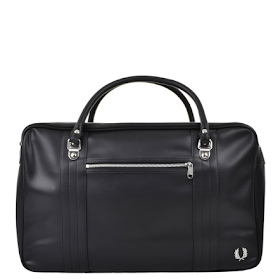 Should you buy a Valentine's Day Gift for you partner? Plus our top picks for Valentines Day from Mainline Menswear - Fre Perry Pique Overnight Bag