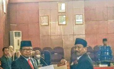 Mohammad Sakam Dilantik Jadi Anggota DPRD Depok Lagi