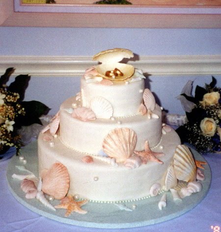 Picture of Seashells Wedding Cake by Honey Bee Cakes 5524 137 Street