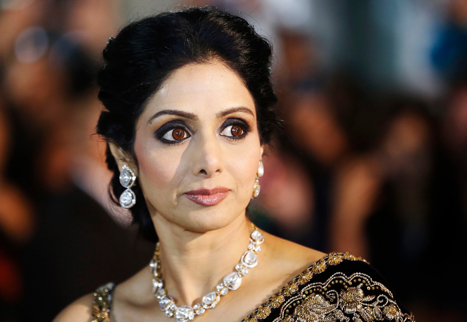 actress sridevi hd wallpapers free download ~ Fine HD Wallpapers ...