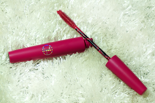 EMBELLISH LASH in Sigma Pink, Sigma Beauty, Sigma Beauty Embellish Lash Mascaras Review, Colorful mascara, bold mascaras, pink mascara, green mascara, brown mascara, makeup, beauty, makeup review, beauty review, makeup blog, beauty blog, top beauty blog of pakistan, red alice rao, redalicerao