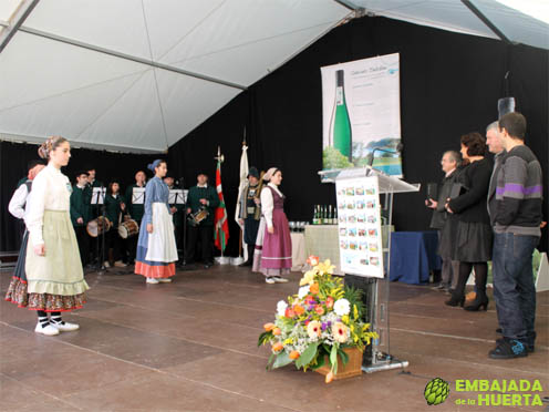 Fiesta de San Antón, presentación de la nueva cosecha de la Denominación de Origen Txakolí de Getaria.
