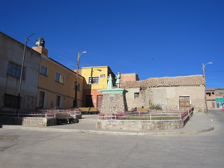 Plaza Tito Yupanqui - Potosí