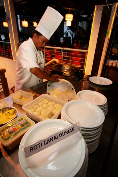 Cik Epal: Roti Canai Durian