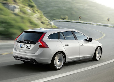 2011 Volvo V60 Wallpaper