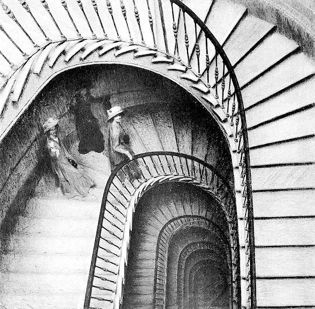 Giacomo Balla art, three women descending a staircase