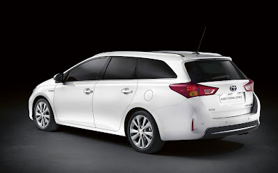 2013 Toyota Auris Touring Sports