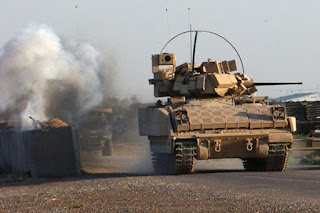 M2 Bradley Fighting Vehicle - Kendaraan Tempur Infanteri