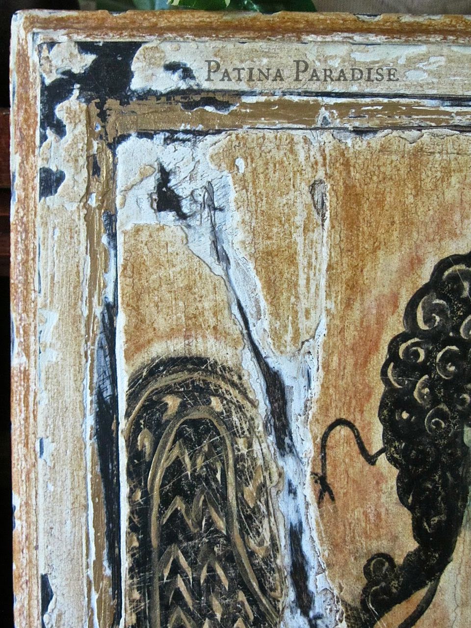 Closeup of the indented border
