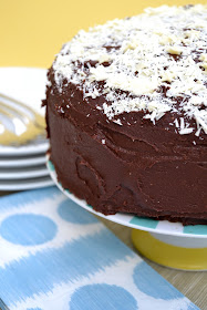 coffee flavour cake with fudgy chocolate frosting