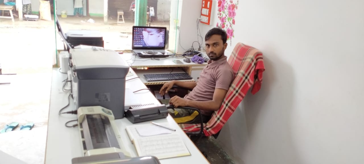 WAQUAR COMMON SERVICE CENTRE KHATA   Description  I am Mr. MD WAQUAR ALI ANSARI. may I help you......  आप का स्वागत है वकार कॉमन सर्विस सेन्टर में... बताइए आप का में कैसे मदद कर सकता हूं। यहां अकाउंट ओपनिंग सेविंग खाता खोला जाता है...निकासी जमा और भेजा भी जाता है पेन कार्ड, वोटर आईडी, ड्रविंग लाइसेंस, जन्म आधार कार्ड, पी वी सी कार्ड, पासपोर्ट, जमीन मोटेशन,जमीन का रसीद,बिजली बिल, एयरोप्लेन जहाज का टिकट, ट्रेन का टिकट, बस की बुकिंग,सभी तरह का बिल भुगतान,और लोन भी दिया जाता है, अकाउंट ऑपेनिंग,निकासी, डिपॉज़िट, लेमिनेशन, फोटो कॉपी,फोटो प्रिंट, पासपोर्ट साइज फोटो, फुल फोटो डिज़ाइन वाला,एडवाइज हर स्कूल का एंव अन्य कार्य का हो ETC  All Images Of #Waquar #Common #Service #Centre #Khata #Hat #Ekamba #Jalalgarh #Purnia #Bihar #854327