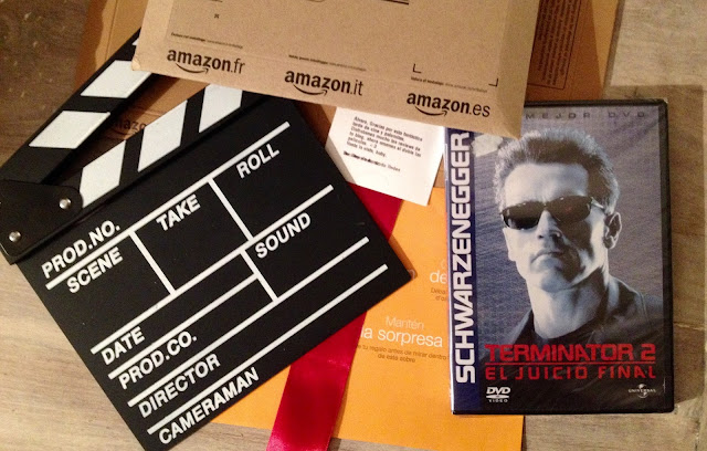 ¡Gracias Amazon España por vuestros regalos! Terminator 2 + Claqueta de cine como mi logo de "el fancine" - ÁlvaroGP Social Media & SEO Strategist - el troblogdita - el fancine - Amazon España