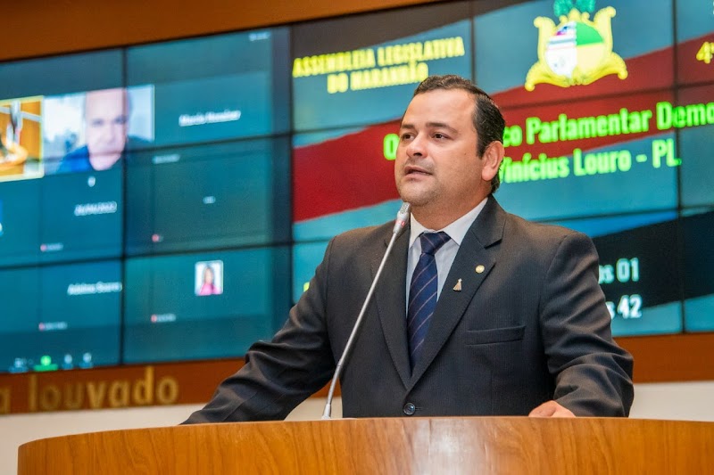   Deputado Vinicius Louro parabeniza Pedreiras por seus 102 anos