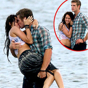 Miley Cyrus Liam Hemsworth2