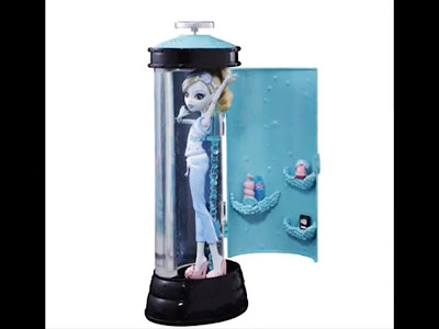 top-toys-for-christmas-2011-Monster-High-Lagoona-Hydration-Station-xmas