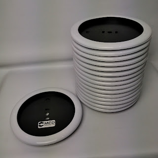 casing Jam Dinding Mahal
