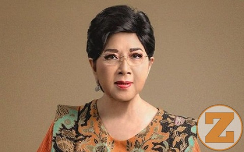 Profil Titiek Puspa, Artis Multitalenta Yang Punya Nama Asli Sudarwati