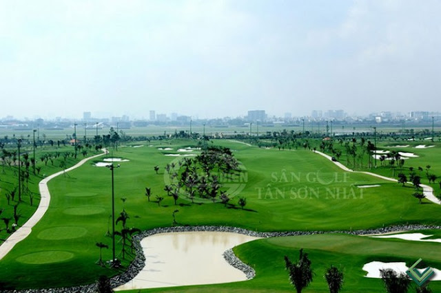 View sân Golf tại căn hộ Golf View Tower Tân Sơn