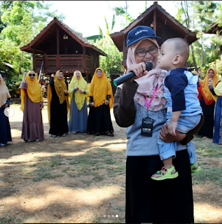 bundacenters tentang penulis