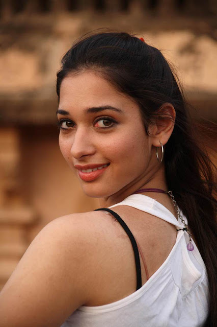 Actress Tamanna Wet Hot Pictures 2