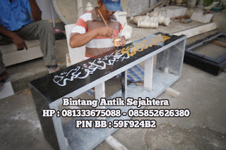 Jual makam granit Uje Murah