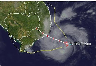 PAKHAR ist jetzt ein Taifun (Hurrikan) und bedroht Vietnam, Taifunsaison 2012, Taifunsaison, Taifun Typhoon, Vietnam, Pazifik, aktuell, Pakhar, März, Satellitenbild Satellitenbilder, Vorhersage Forecast Prognose, Verlauf, Zugbahn, 