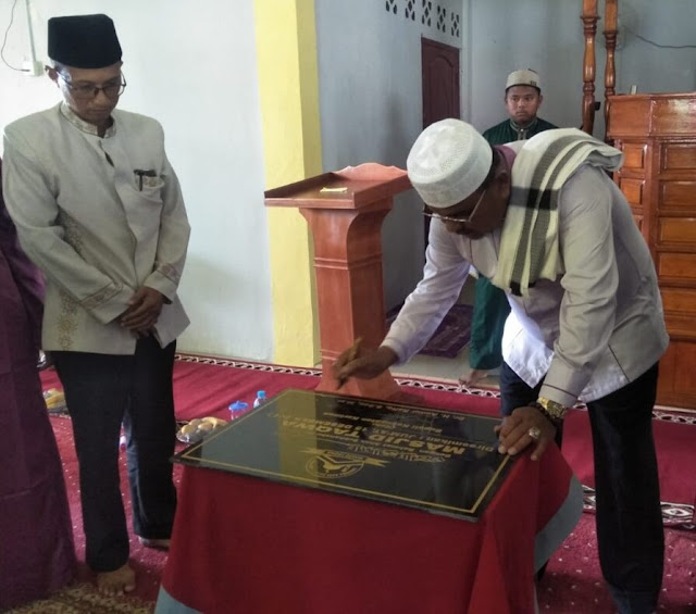 Resmikan Masjid Taqwa, Bupati Karimun Ajak Masyarakat untuk Memakmurkannya