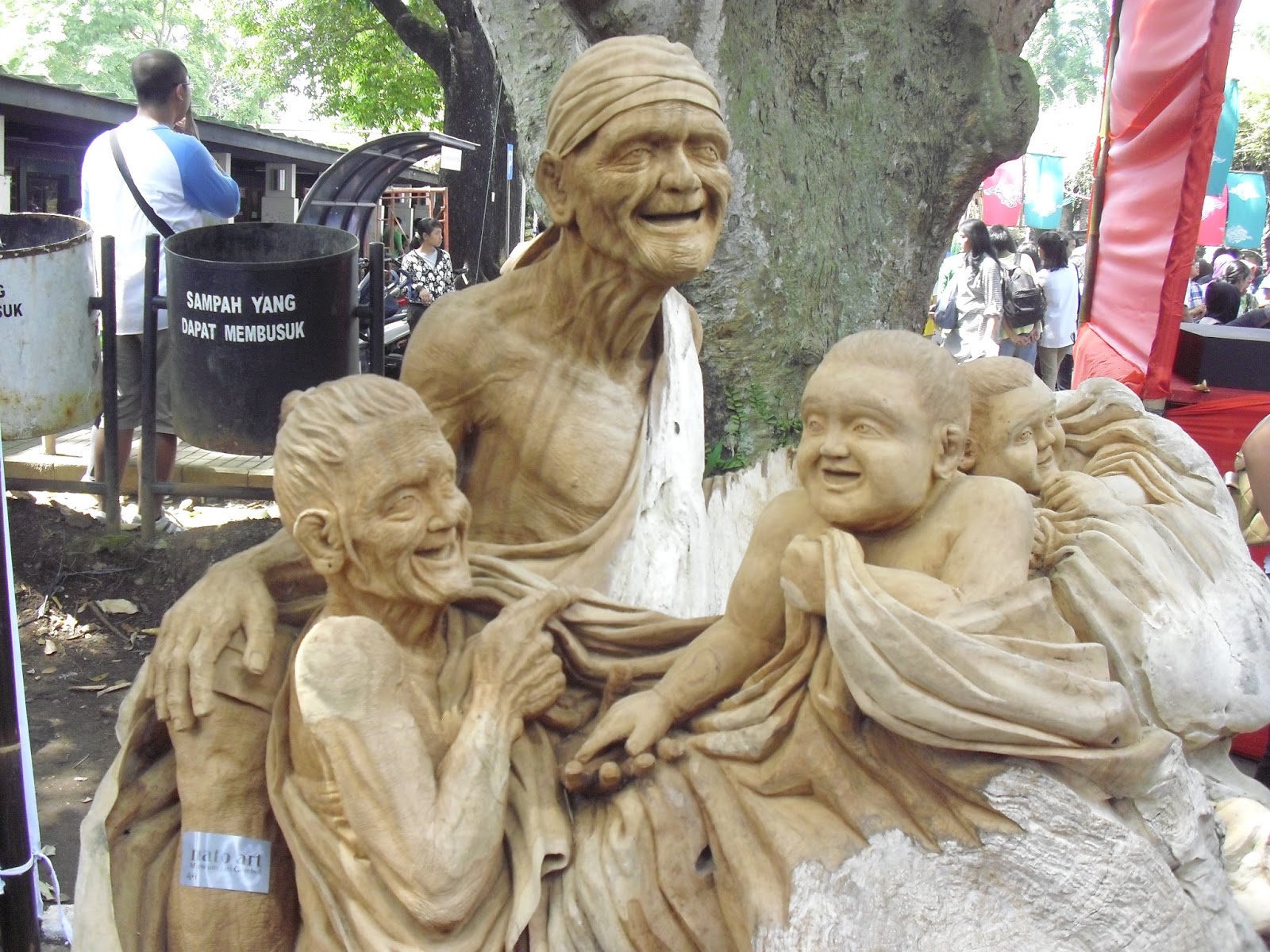 Setar gallery jepara Ukiran seni Relief Patung kayu