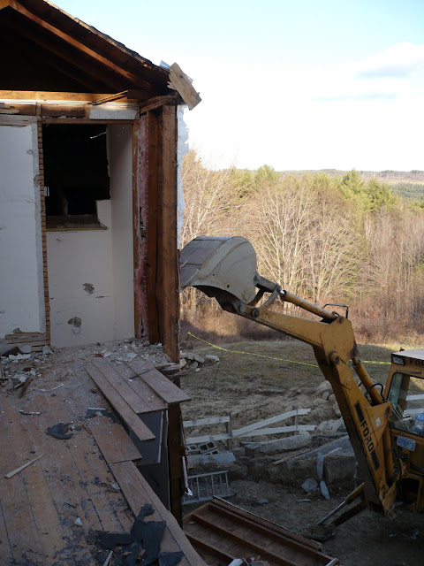 Unlike the main house it had been remodeled Info FOr You No-ell