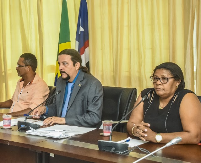 Prefeita Conceição Castro participa de audiência na Assembleia sobre limites territoriais entre São Bento e São Vicente Ferrer