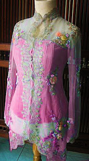 model kebaya brokat modern