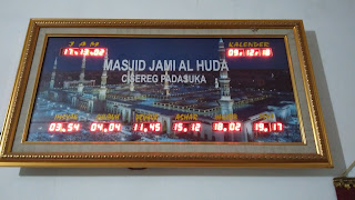 Jam jadwal waktu sholat P10 arduino 