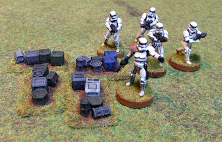 Stormtroopers and cargo boxes