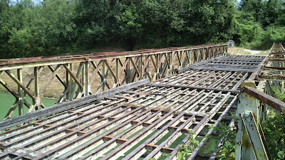 Pont sur le canal de la Marne à l'Aisne