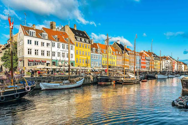 Exploring Copenhagen's Picturesque Neighborhoods