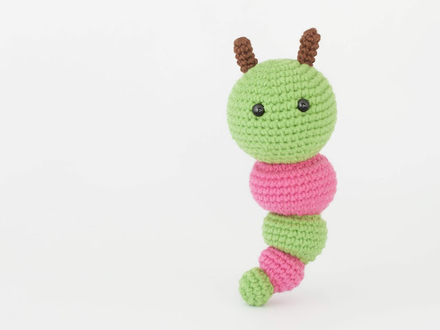 amigurumi-caterpillar-gusano-crochet